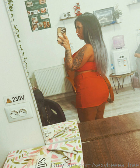 Sexybeeeafree