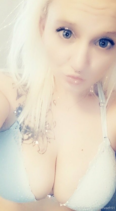 Foto di nudo di fuga di OnlyFans di Barbie6996