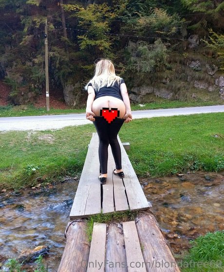 Foto di nudo di fuga di OnlyFans di Blondafree69