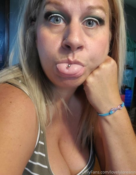 Lovelyloreann