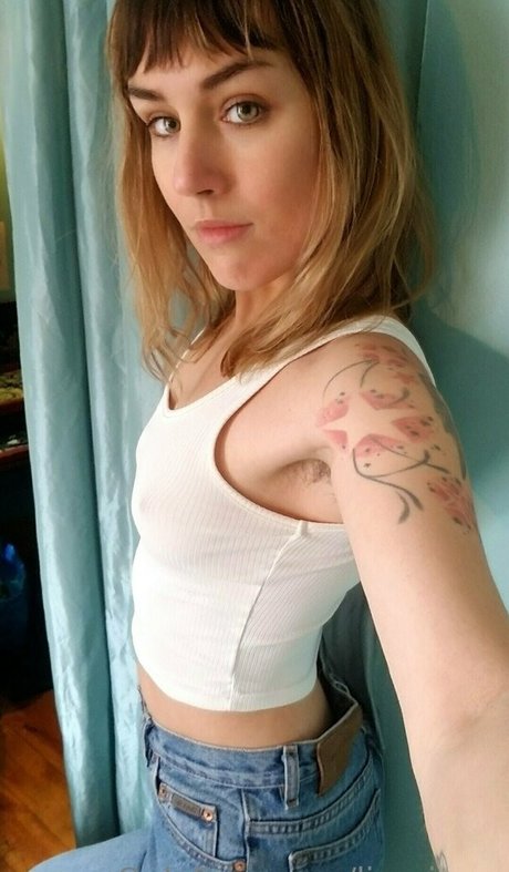 Foto di nudo di fuga di OnlyFans di Liasierra