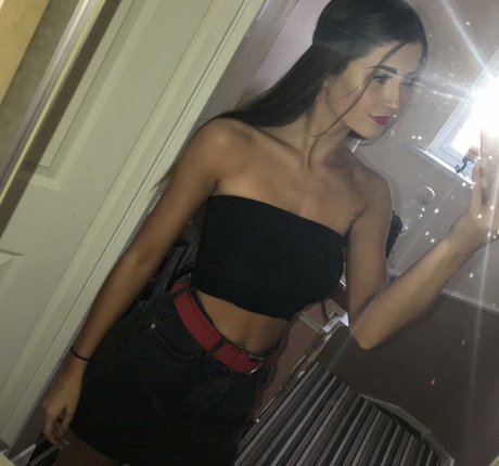 Foto di nudo di fuga di OnlyFans di Laura Brophy