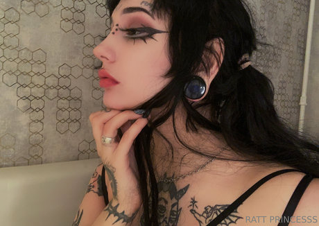 Foto di nudo di fuga di OnlyFans di Ratt Princesss