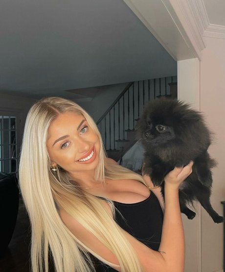 Foto di nudo di fuga di OnlyFans di Anais Laliberte