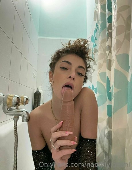 Foto di nudo di fuga di OnlyFans di Naomi Vignomi