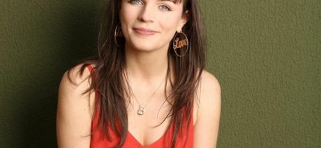 Foto di nudo di fuga di OnlyFans di Aisling Bea
