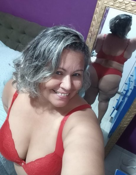 Foto di nudo di fuga di OnlyFans di Elizabeth Delmondes