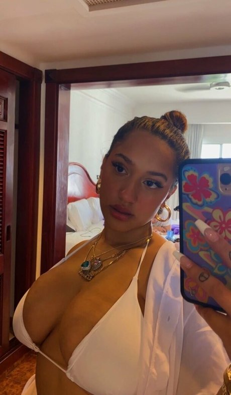Foto di nudo di fuga di OnlyFans di Abby C