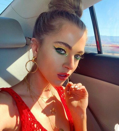 Foto di nudo di fuga di OnlyFans di Anne Winters