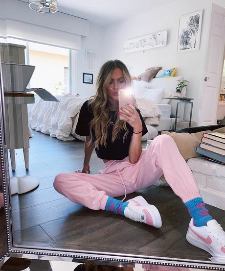 Foto di nudo di fuga di OnlyFans di Anne Winters