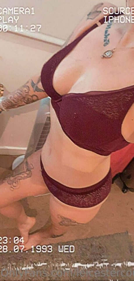Foto di nudo di fuga di OnlyFans di Aztec420uk