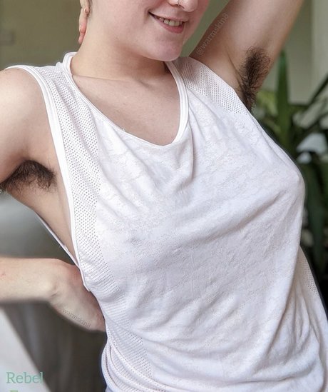 Foto di nudo di fuga di OnlyFans di Warmskin