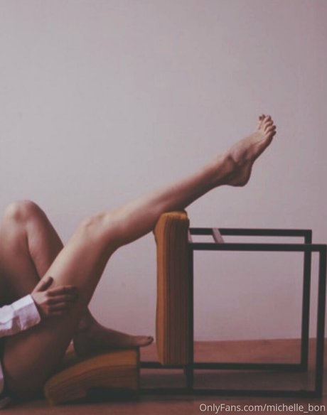 Foto di nudo di fuga di OnlyFans di Michelle Bon