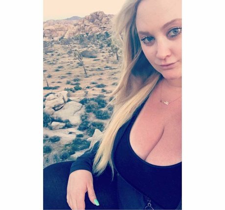 Blondiepomie