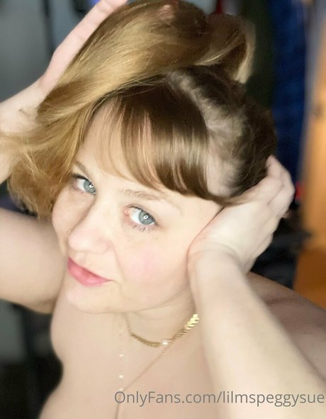 Foto di nudo di fuga di OnlyFans di Lilmspeggysue