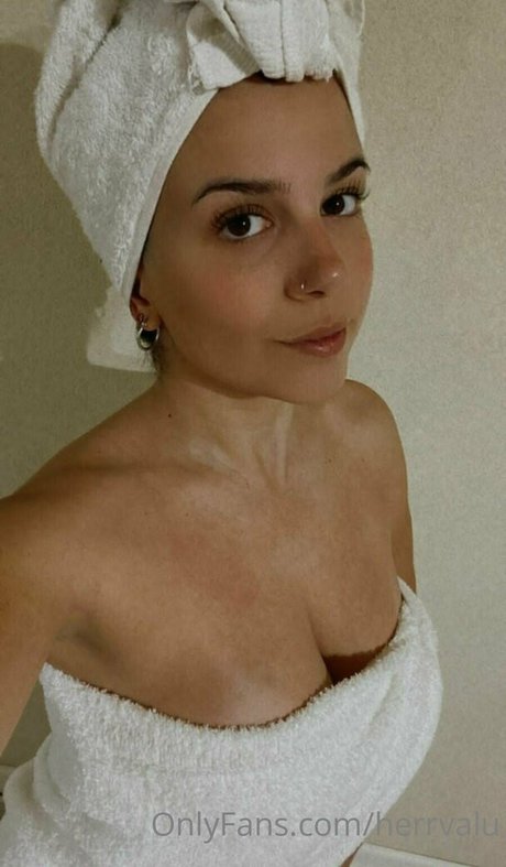 Foto di nudo di fuga di OnlyFans di Valu Herrera