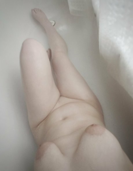 Foto di nudo di fuga di OnlyFans di Elizzieclaire