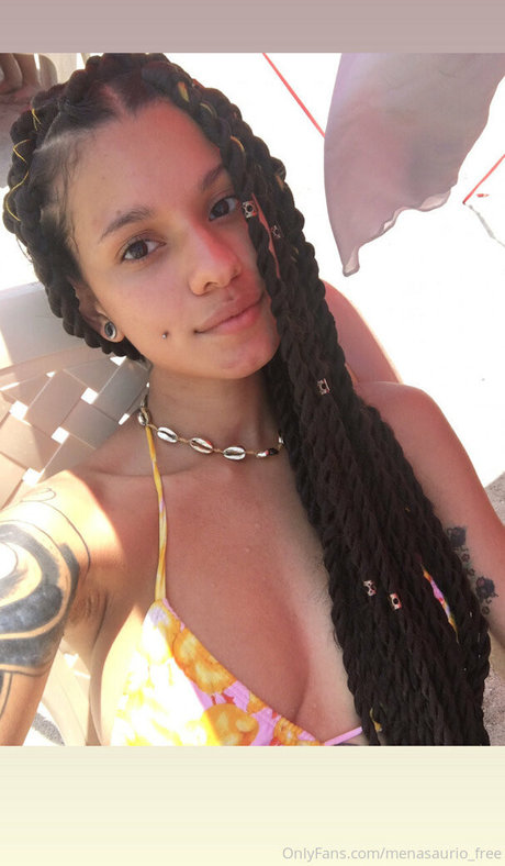 Foto di nudo di fuga di OnlyFans di Menasauriofree