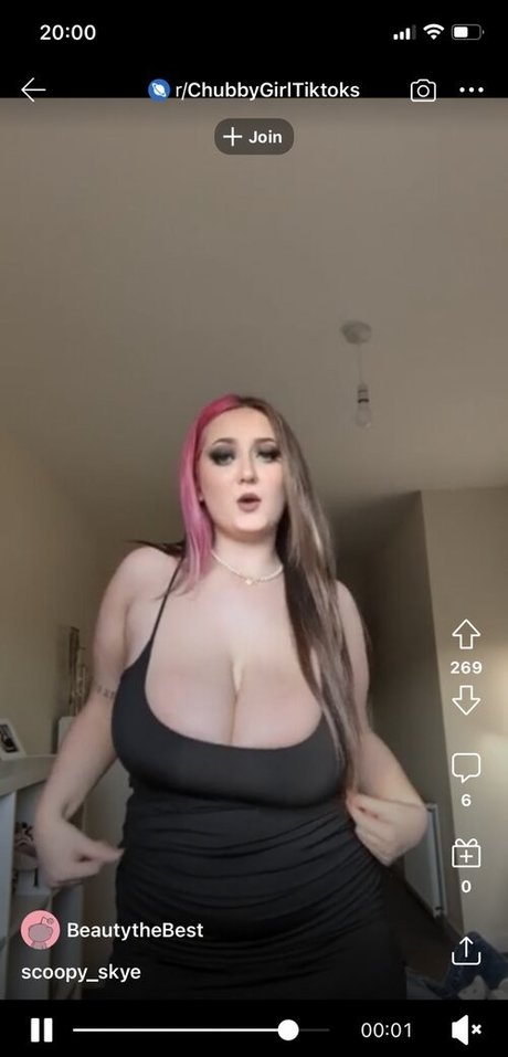 Foto di nudo di fuga di OnlyFans di Scoopy Skye