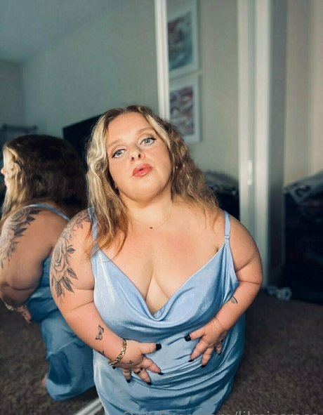 Foto di nudo di fuga di OnlyFans di Lilmissross
