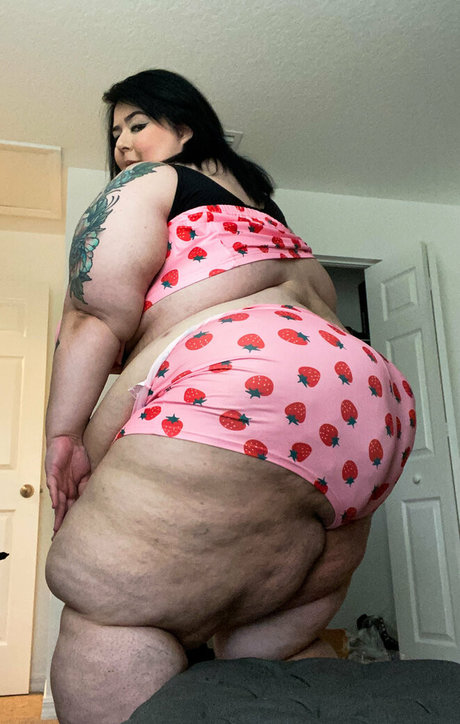 Ssbbwadeline