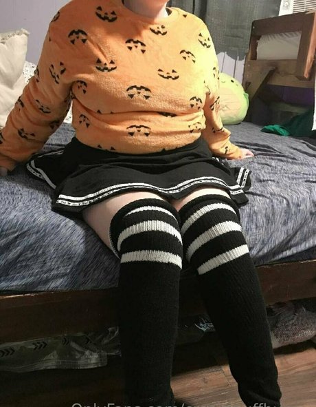 Foto di nudo di fuga di OnlyFans di Creampuffbunny