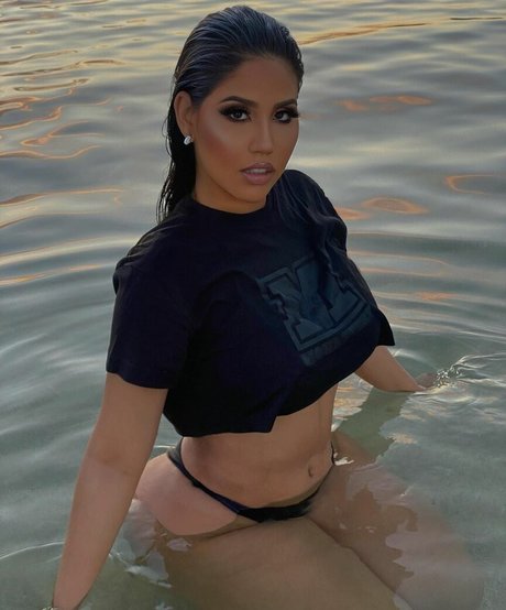 Foto di nudo di fuga di OnlyFans di Oriana Falla