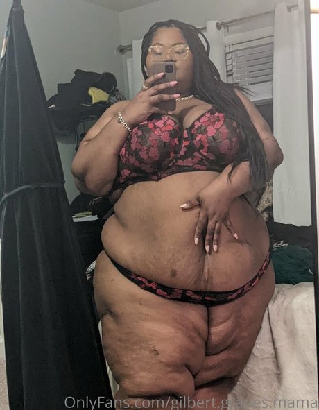 Foto di nudo di fuga di OnlyFans di Gilbertgrapesmama