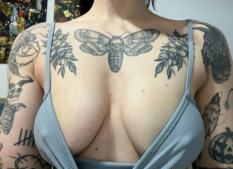 Foto di nudo di fuga di OnlyFans di Kxrlymxrie