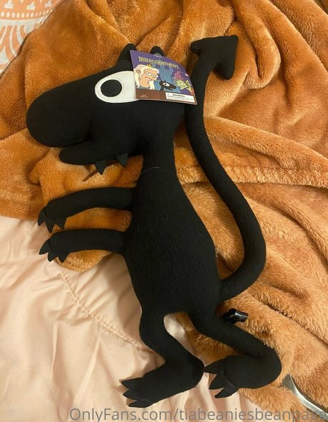 Realprincesstiabeanie