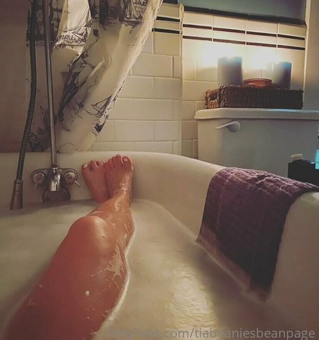 Foto di nudo di fuga di OnlyFans di Realprincesstiabeanie