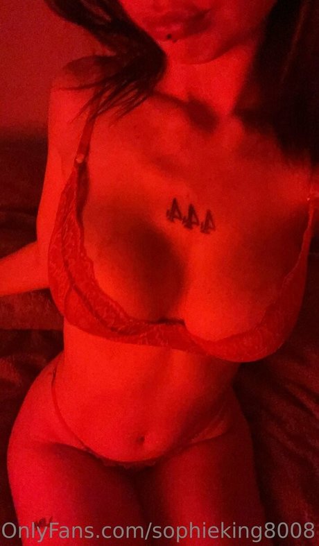 Sophieking8008
