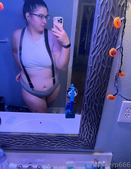 Foto di nudo di fuga di OnlyFans di Panderp666