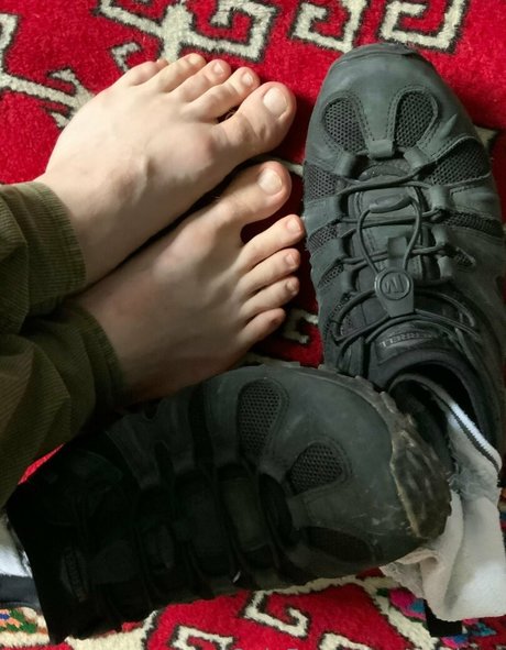 Foto di nudo di fuga di OnlyFans di Pupkurt