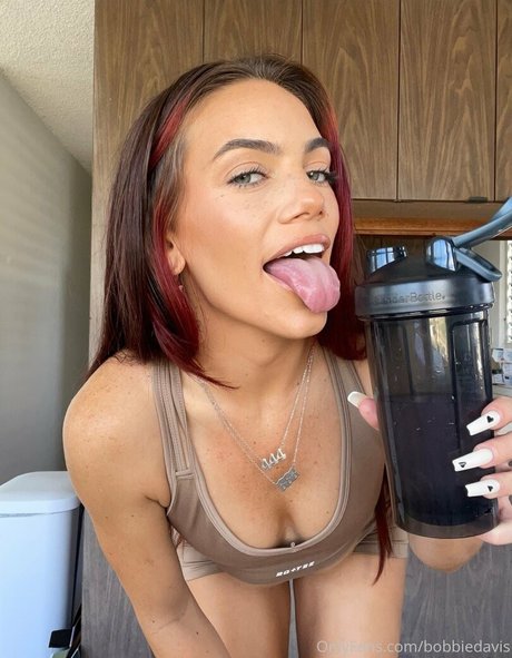 Foto di nudo di fuga di OnlyFans di Bobbiedavis