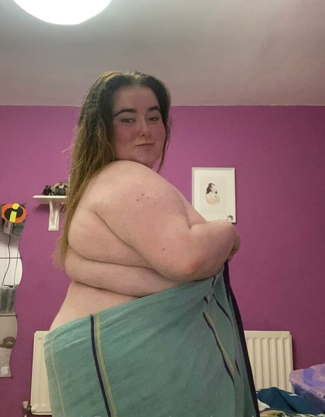 Foto di nudo di fuga di OnlyFans di Growingpiggy1305