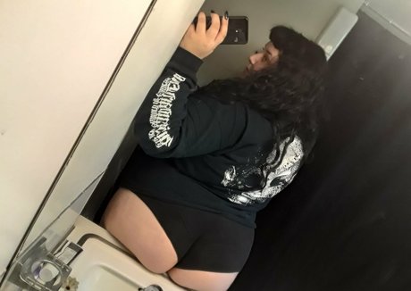 Scarletlabellefree