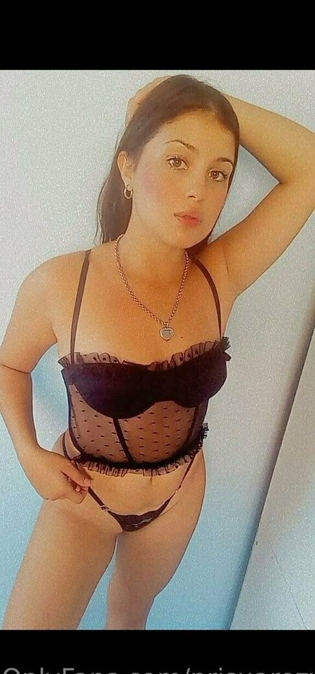 Foto di nudo di fuga di OnlyFans di Prisuarezx