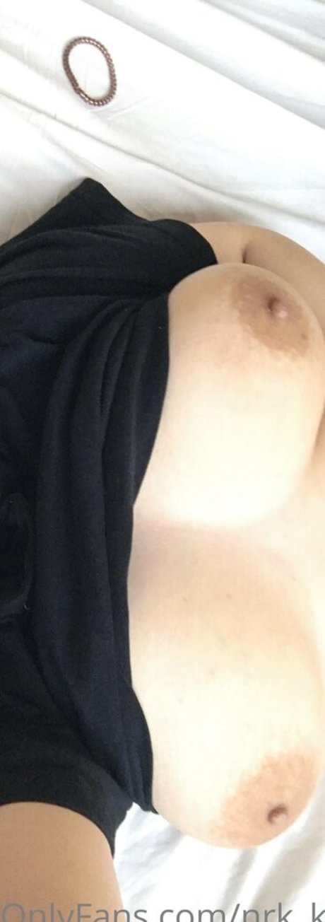 Foto di nudo di fuga di OnlyFans di Nrkkb