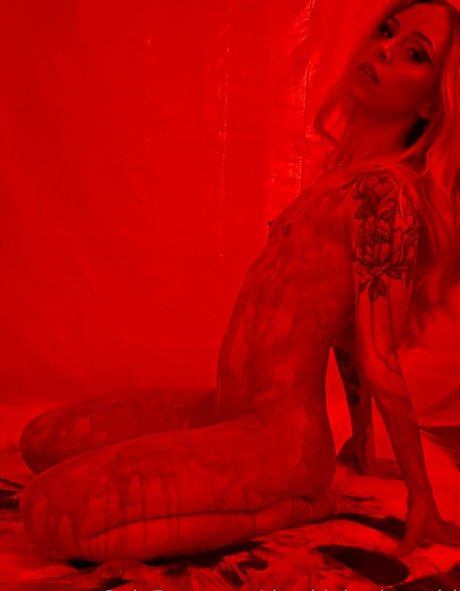 Thekinkykowgirl