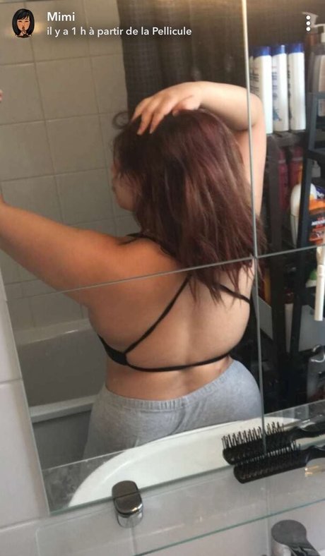 Foto di nudo di fuga di OnlyFans di Mimidutiek