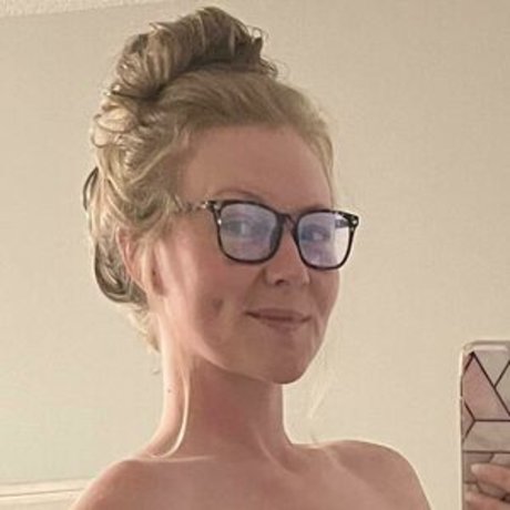 Foto di nudo di fuga di OnlyFans di Dailyserena