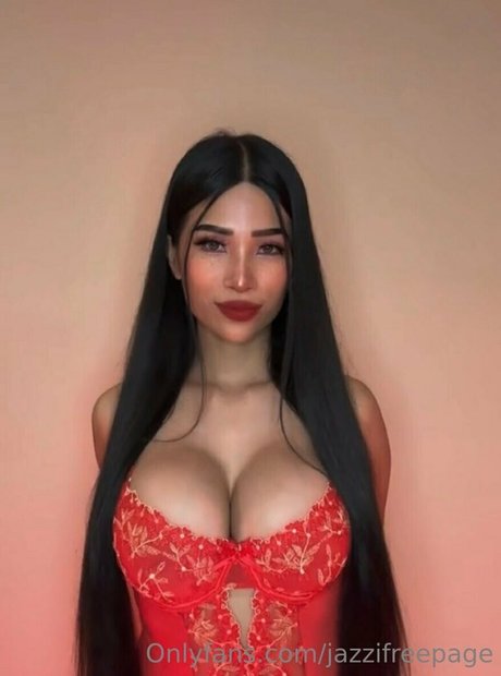 Foto di nudo di fuga di OnlyFans di Jazzifreepage