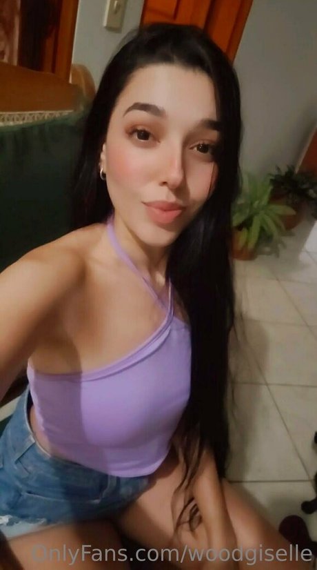 Foto di nudo di fuga di OnlyFans di Woodgiselle