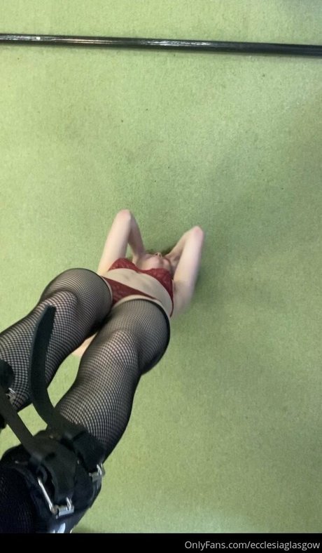Foto di nudo di fuga di OnlyFans di Ecclesiaglasgow