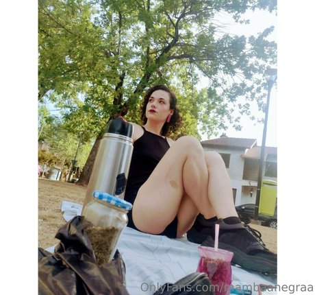 Foto di nudo di fuga di OnlyFans di Theladyfromshanghai