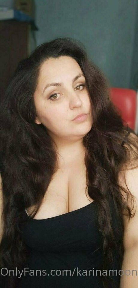 Foto di nudo di fuga di OnlyFans di Karinamoonn