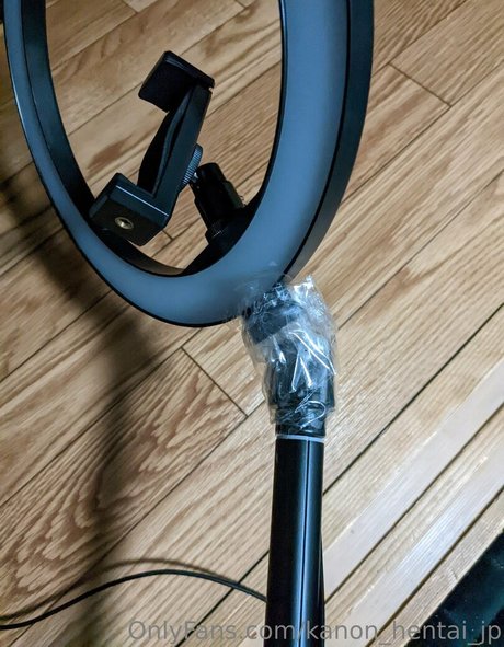 Foto di nudo di fuga di OnlyFans di Kanonhentaijp