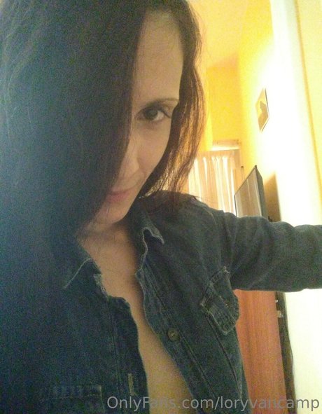Foto di nudo di fuga di OnlyFans di Loryvancamp