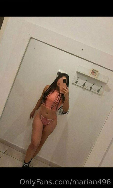 Foto di nudo di fuga di OnlyFans di Marian496